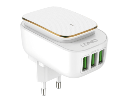 Сетевое зар. устр. LDNIO A3305 с шнуром Lightning 3USB 17W белое
